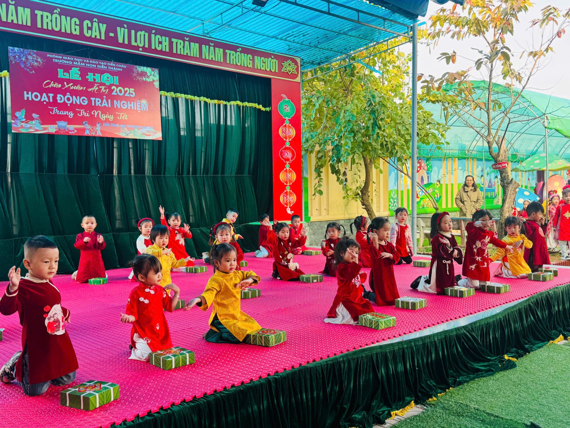 LỄ HỘI MỪNG XUÂN 2025